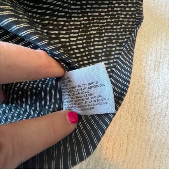 Worthington Sleeveless Belted Top Belted. Black White Striped size:1X Stretch - Picture 7 of 11